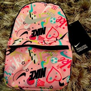 Nike Insulated TED Lunch Bag